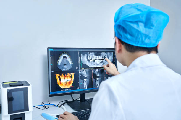 Best Emergency Tooth Extraction  in Skidway Lake, MI